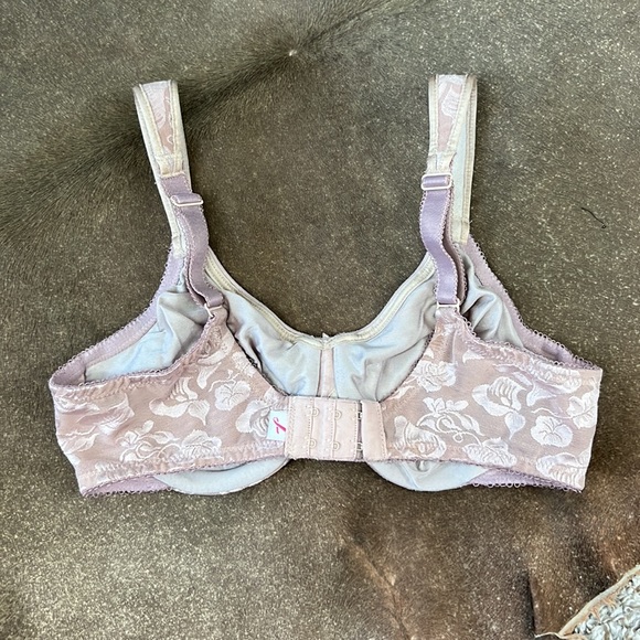 Wacoal Awareness Underwire Bra Wacoal Wide Strap Style 85567 - Picture 2 of 6